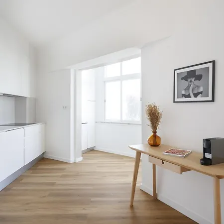 Appartement The Alcantara Metropolitan Apartment, Gateway To The *